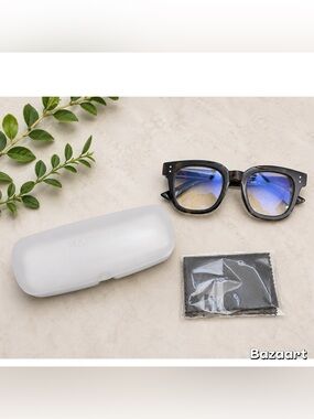 New Madison Avenue Oversized Black Thick Blue Blocker Glasses Case & Cloth